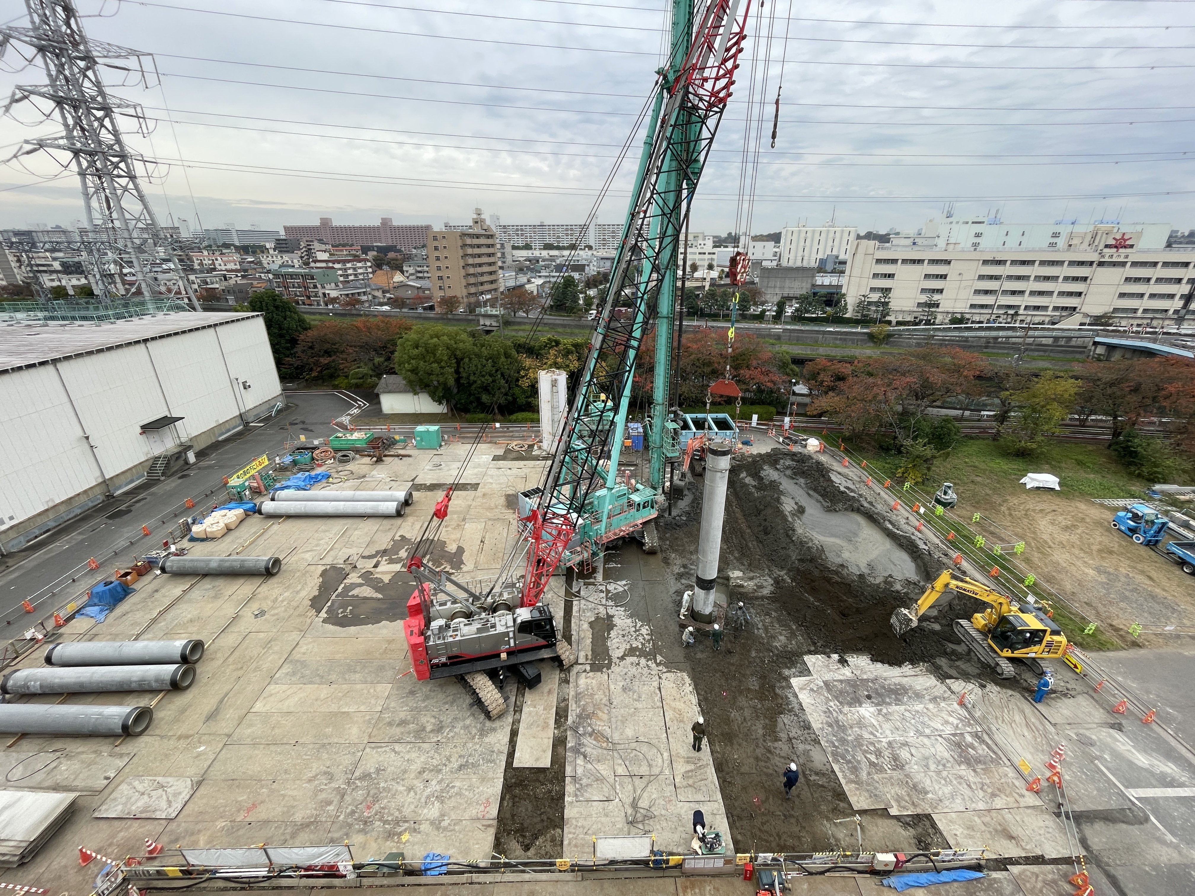 「新河岸水再生センター汚泥焼却炉再構築に伴う基礎建設その3工事」が竣工しました。