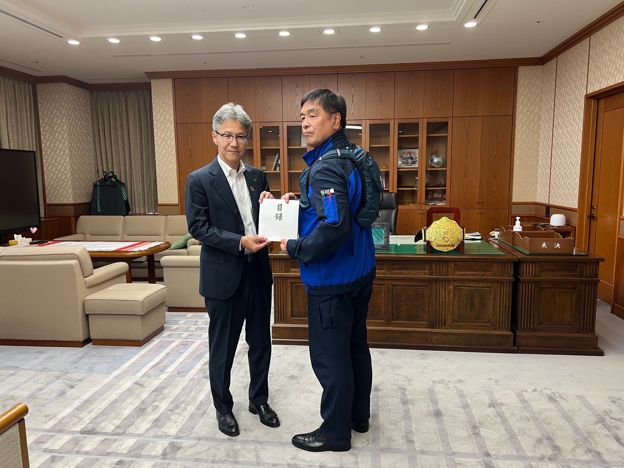 ＳＤＧｓトピックス　石川県に災害復興支援事業に役立てていただくため水冷ベストを寄贈しました。