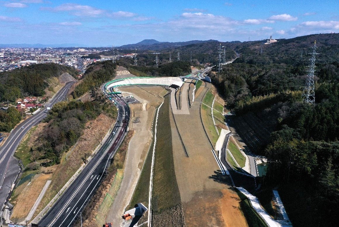 「山陰自動車道出雲インターチェンジ」が竣工しました。