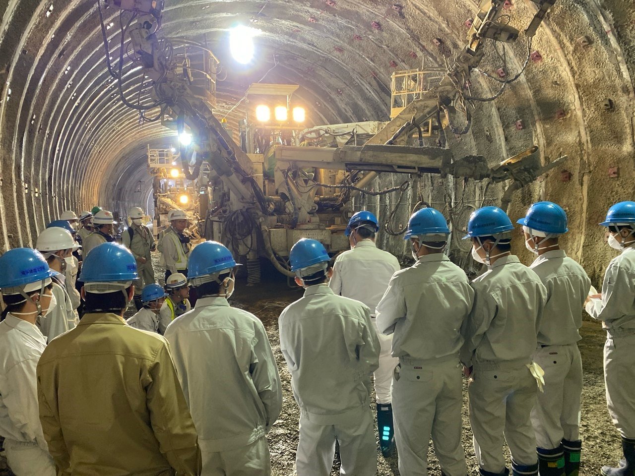 ＳＤＧｓトピックス　榎峠トンネル工事現場見学会が開催されました。