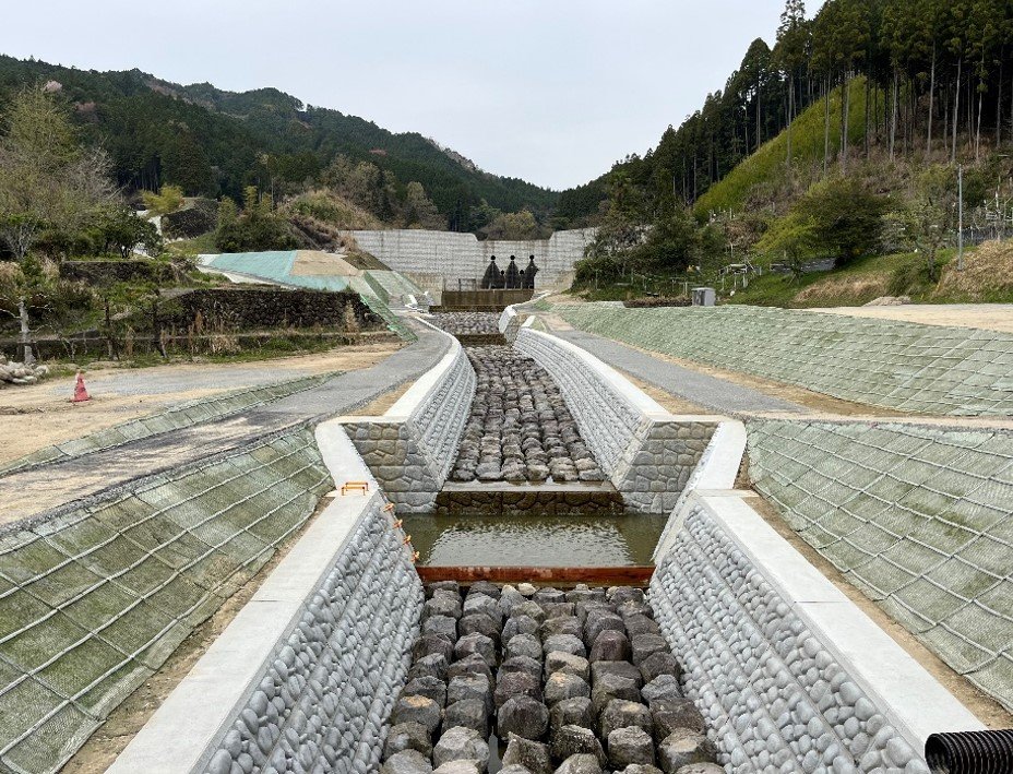 〔工事情報／SDGsトピックス〕「令和３年度赤谷川１６渓流保全工工事」が竣工しました