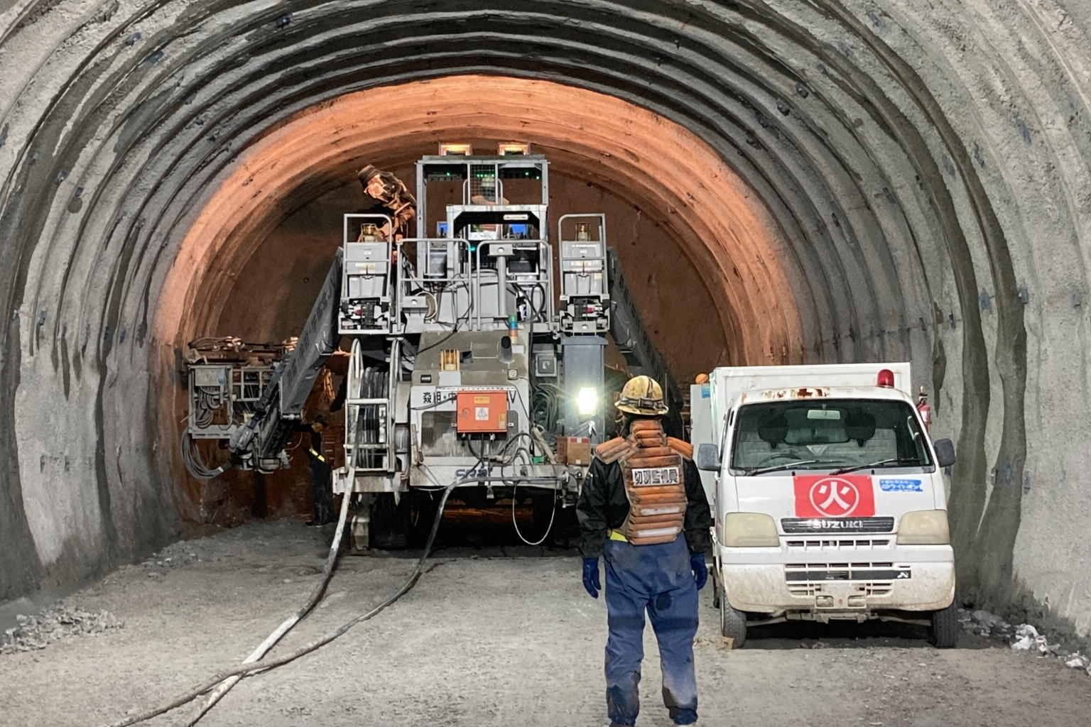 「（国）４２９号 榎峠バイパス 榎峠トンネル（仮称）建設工事」が竣工しました。